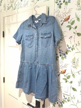 Levi's Medium Blue Denim Shirt Jacket